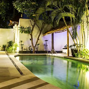 https://villa-gardenia-6-bedrooms-with-pool-in-seminyak.hotelsseminyak.net