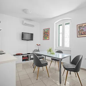 https://apartment-bose.splithotels.org
